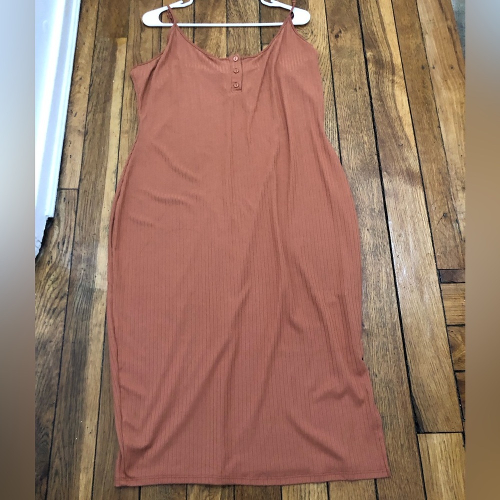 Dress - Picture 6 of 6